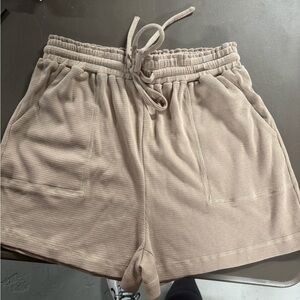 Women's Tan Casual Shorts with pockets size large comfy loungewear new in